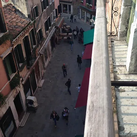 Affittacamere Casa Lin *