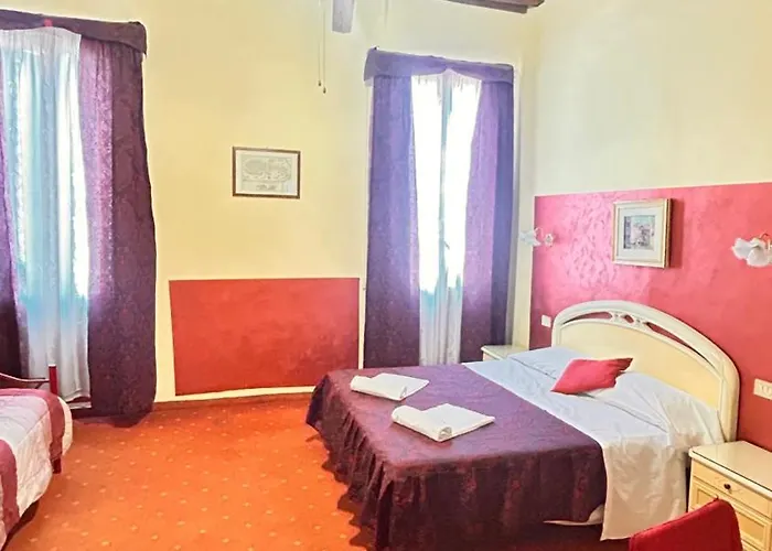 Pensjonat Casa Lin *