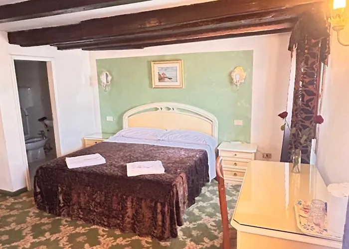 Πανσιόν Casa Lin *